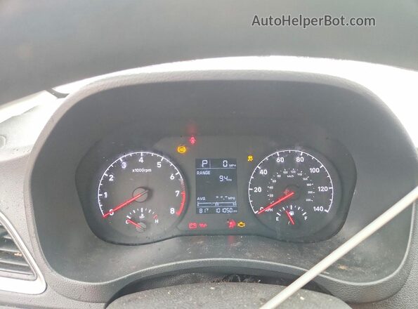 3KPC24A34KE047713 2019 HYUNDAI ACCENT Silver 