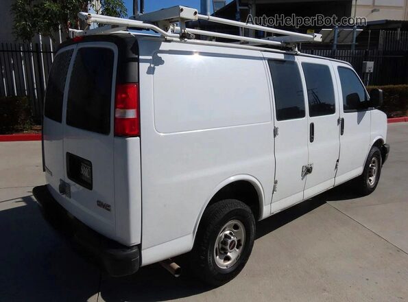 1GTW7AFP9L1129384 2020 GMC SAVANA White Առջևի աջ