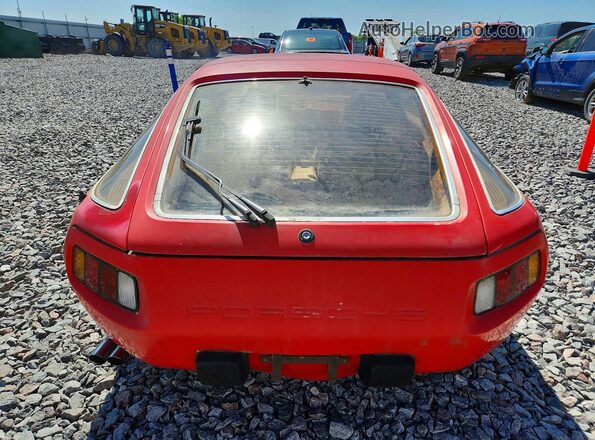 9289201986 1979 PORSCHE 928 Red Rear view