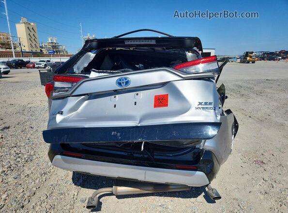 2T3E6RFV3PW045063 2023 TOYOTA RAV4 Silver Front interior view