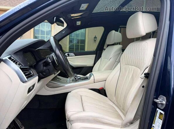 5UXCW2C04N9M02866 2022 BMW X7 Blue Շարժիչի բաժամունքի տեսք
