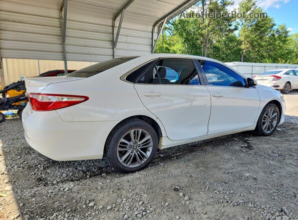 4T1BF1FK9GU203781 2016 TOYOTA CAMRY White Przód prawy