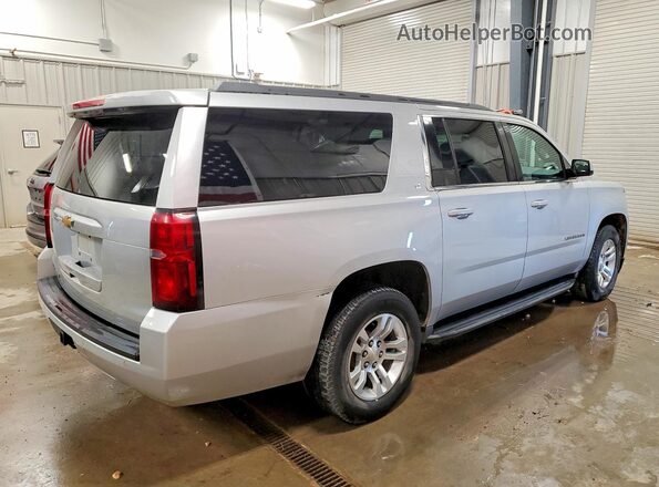 1GNSKHKC7GR262555 2016 CHEVROLET SUBURBAN Серебряный Передняя правая четверть