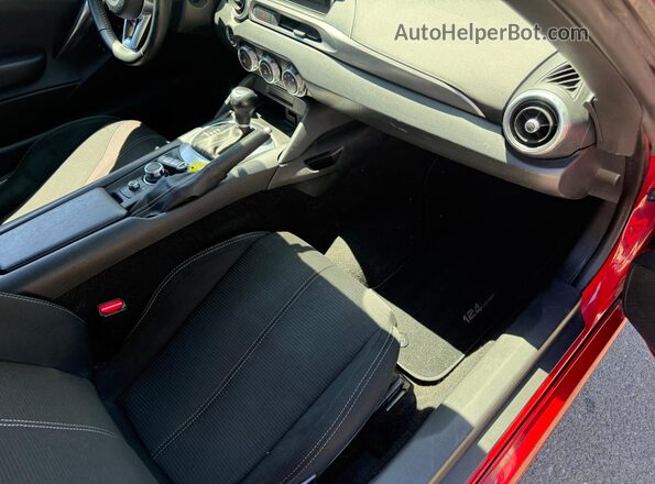 JC1NFAEK9H0122868 2017 FIAT 124 Red 