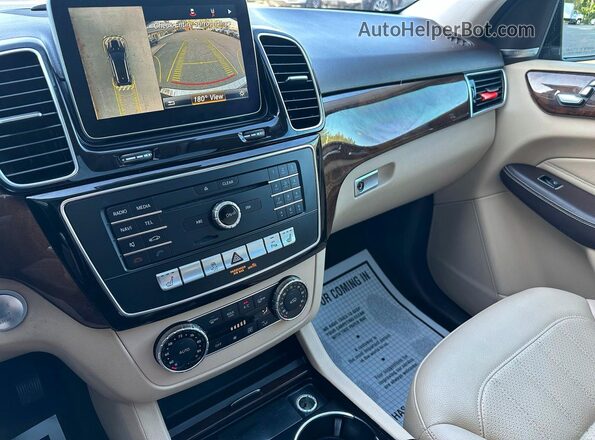 4JGDA5HB6GA711834 2016 MERCEDES-BENZ GLE-CLASS Black ძრავის განყოფილების ხედი