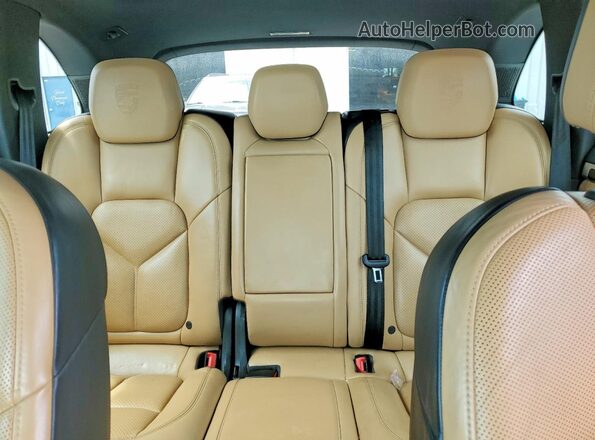 WP1AE2A22HLA74286 2017 PORSCHE CAYENNE White Rear interior view