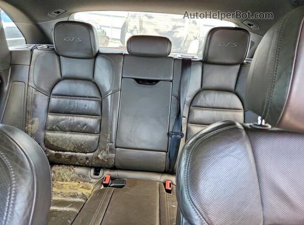 WP1AG2A57HLB56261 2017 PORSCHE MACAN Charcoal Սալոնի հետևի տեսք