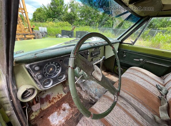 CCE262F161542 1972 CHEVROLET SUBURBAN Green Вид задніх сидінь