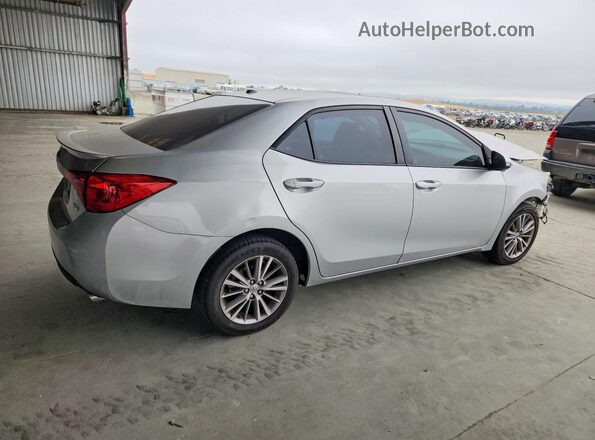 2T1BURHE7JC029617 2018 TOYOTA COROLLA Silver Передня права чверть