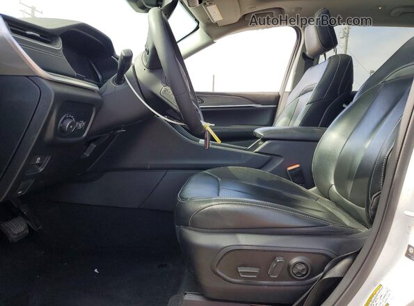 1C4RJGBG0P8883830 2023 JEEP GRAND White Widok deski rozdzielczej