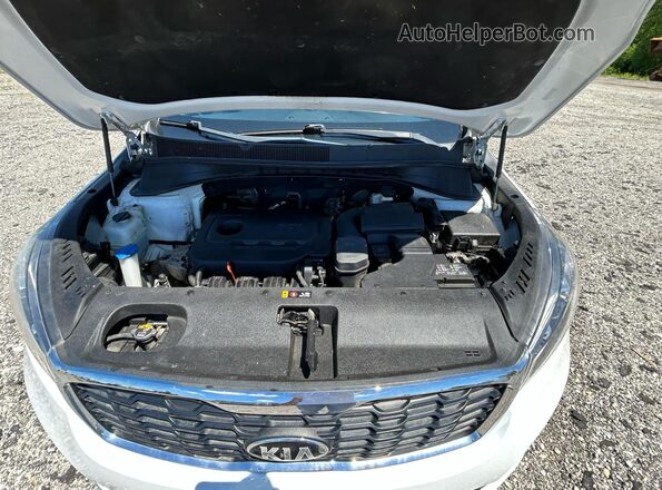 5XYPGDA33KG454475 2019 KIA SORENTO White 