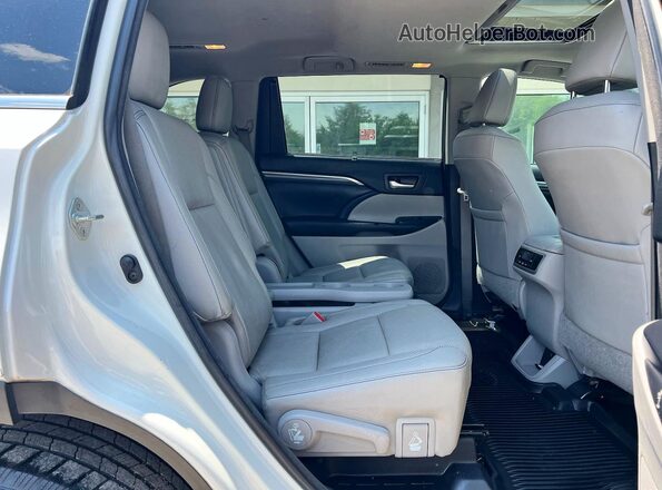 5TDDZRFH2JS908604 2018 TOYOTA HIGHLANDER White Vista interior delantera