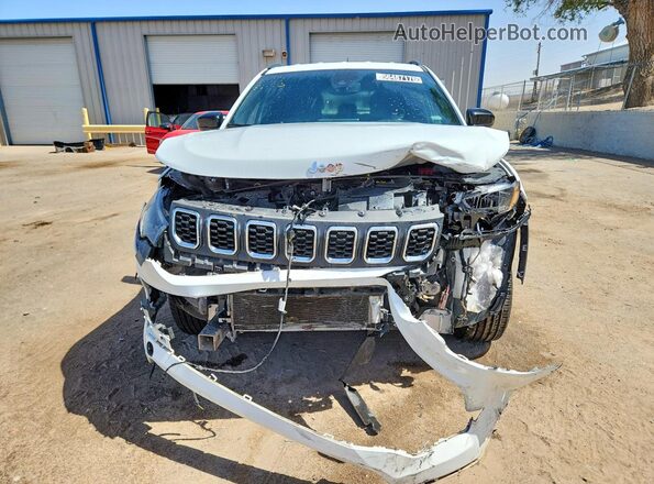 3C4NJDBN4RT117566 2024 JEEP COMPASS Белый Вид спереди