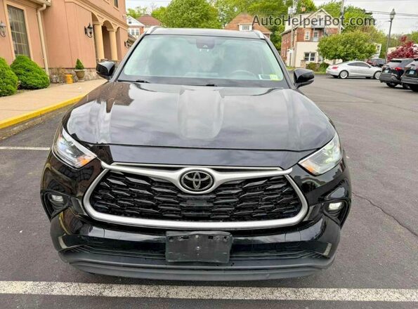 5TDGZRBH5NS591314 2022 TOYOTA HIGHLANDER Black 