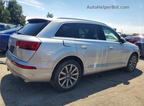 WA1LAAF7XKD001053 2019 AUDI Q7 Silver Front right