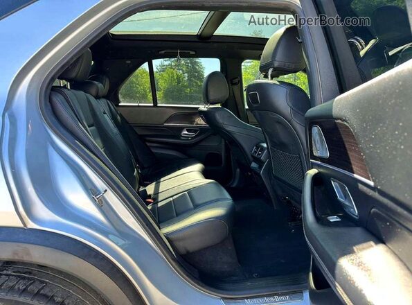 4JGFB4KB1LA025476 2020 MERCEDES-BENZ GLE Silver Սալոնի դիմացի տեսք