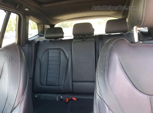 5UXTS3C58K0Z03790 2019 BMW X3 Blue Rear interior view