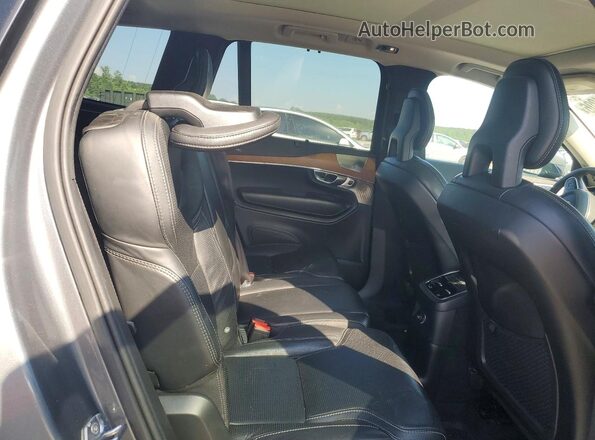 YV4BR0PL9J1348578 2018 VOLVO XC90 Gray Rear interior view