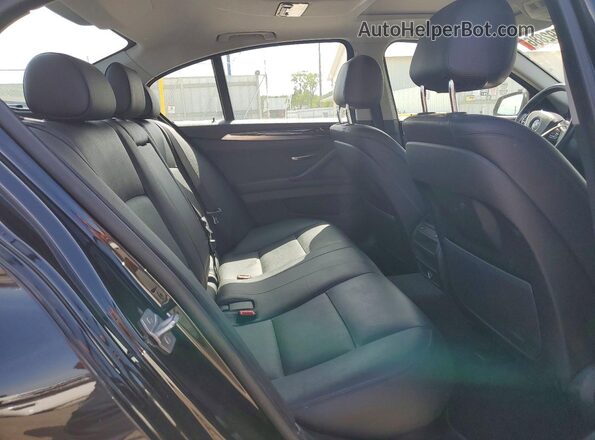 WBAFV3C5XGD687640 2016 BMW 5 SERIES Черный Вид задней части салона