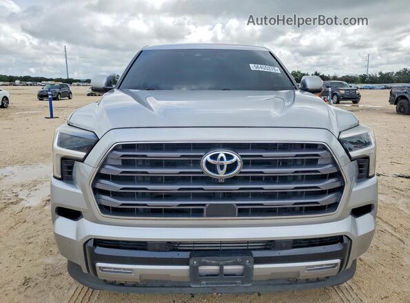 7SVAAABA0PX005705 2023 TOYOTA SEQUOIA Silver უკანა ხედი