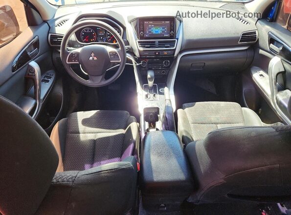 JA4AT3AA8JZ049765 2018 MITSUBISHI ECLIPSE Синий Вид щитка приборов