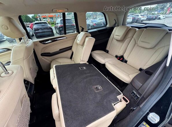 4JGDF6EE8HA770679 2017 MERCEDES-BENZ GLS-CLASS Black წინა სალონის ხედი