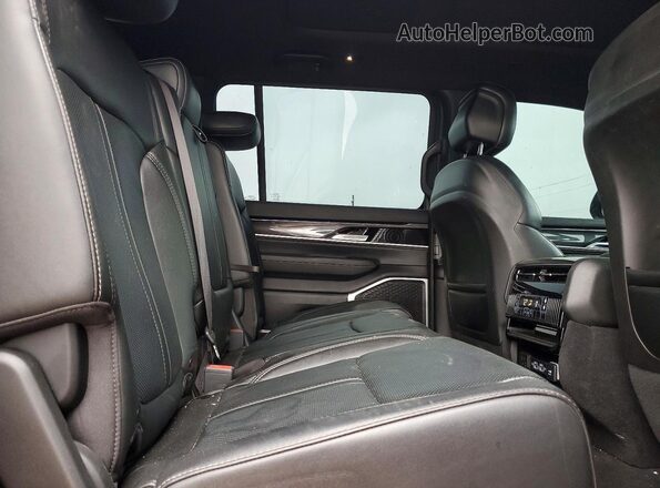1C4SJVAP2PS561846 2023 JEEP WAGONEER Black Շարժիչի բաժամունքի տեսք