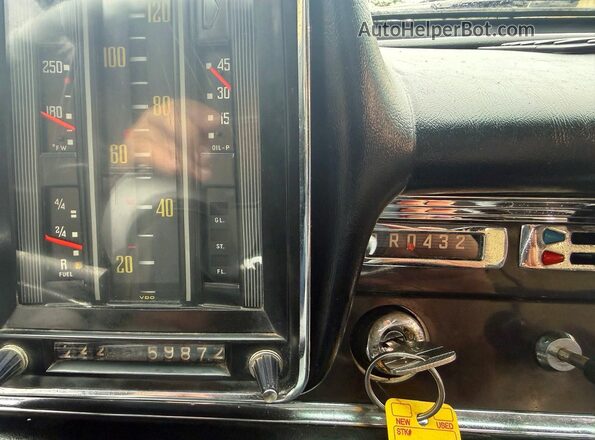 11011010270464 1966 MERCEDES-BENZ 230 Двухцветный Вид щитка приборов