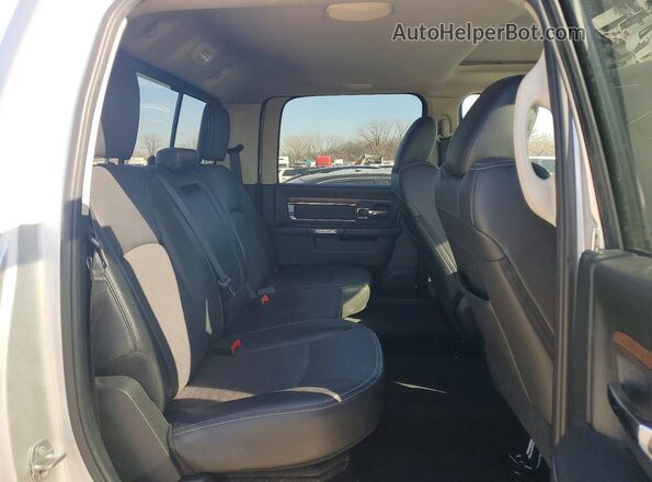 1C6RR7NT1HS594243 2017 RAM 1500 Silver 