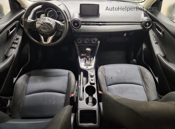 3MYDLBYVXJY311299 2018 TOYOTA YARIS White 