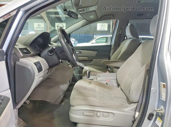 5FNRL5H35GB123444 2016 HONDA ODYSSEY Серебряный Вид панели приборов