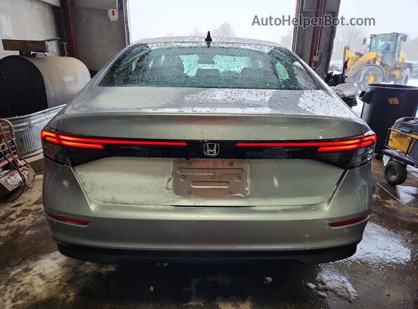 1HGCY1F41SA041080 2025 HONDA ACCORD Silver Vista interior delantera