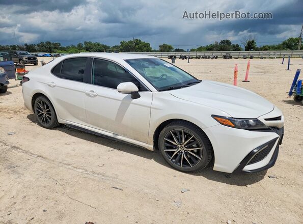 4T1T11AKXNU658193 2022 TOYOTA CAMRY White Delantero derecho
