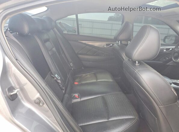 JN1EV7AP0HM731790 2017 INFINITI Q50 Gray Widok wnętrza z tyłu