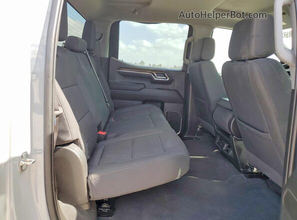 1GCPDKEKXRZ267468 2024 CHEVROLET SILVERADO Silver უკანა სალონის ხედი