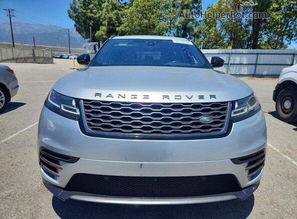 SALYL2RX8JA775415 2018 LAND ROVER RANGE ROVER Silver Вид ззаду
