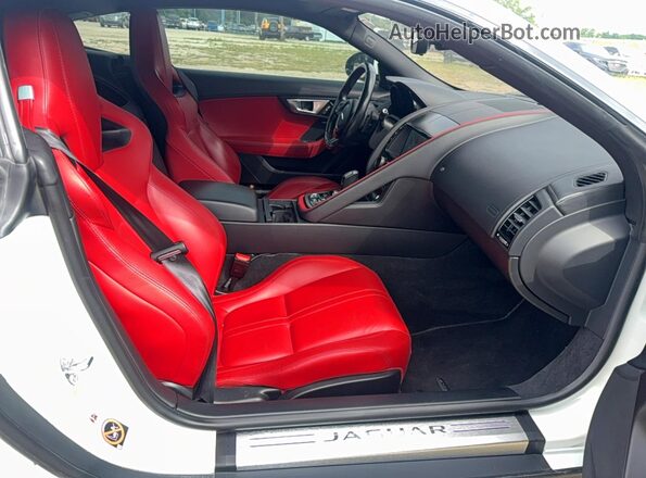SAJWA6AT3H8K43691 2017 JAGUAR F-TYPE White Вид ззаду