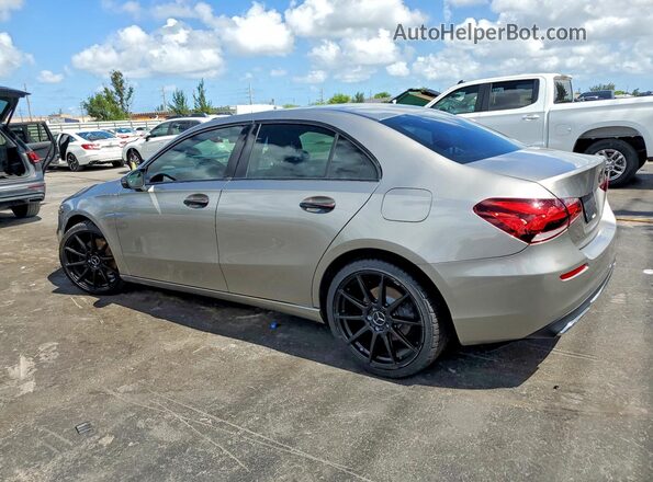 WDD3G4EB4KW017528 2019 MERCEDES-BENZ A-CLASS Серебряный Задняя правая четверть