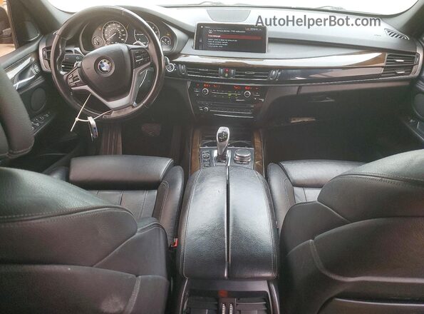 5UXKR0C50J0X83603 2018 BMW X5 White 