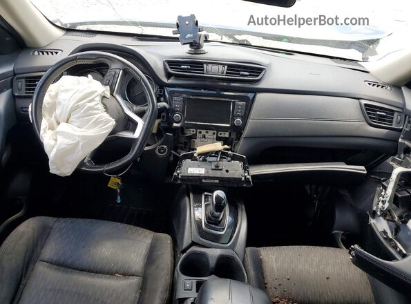 JN8AT2MT1JW450268 2018 NISSAN ROGUE Blue 