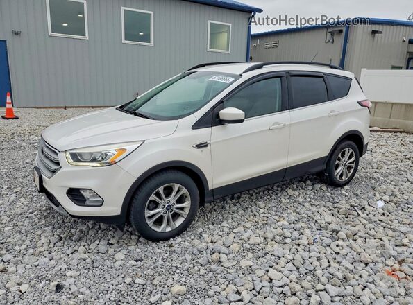 1FMCU0GD9HUB40123 2017 FORD ESCAPE White 