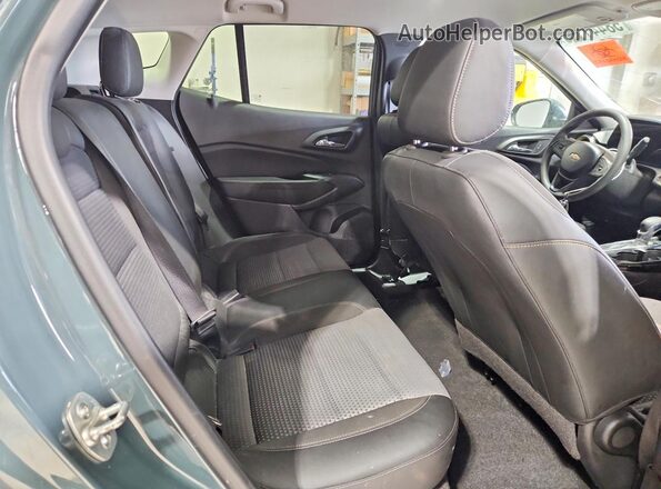 KL77LHEP1SC156721 2025 CHEVROLET TRAX Gray Вид підкапотного простору