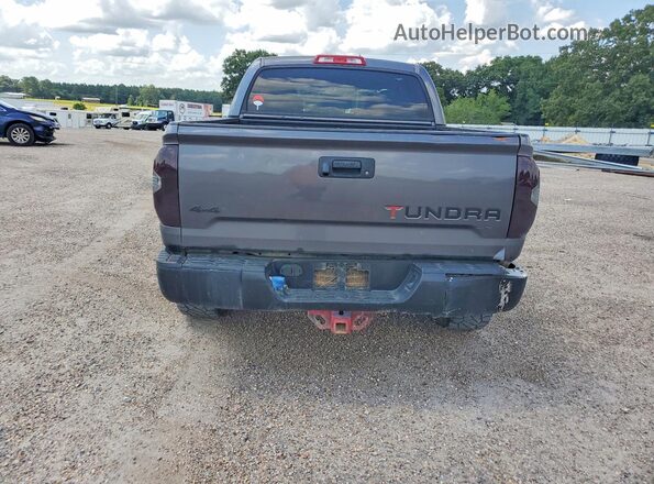 5TFEW5F18GX204161 2016 TOYOTA TUNDRA Gray Вид салону спереду