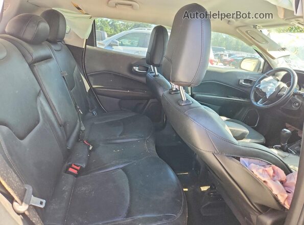 3C4NJDCB1MT569987 2021 JEEP COMPASS White Вид підкапотного простору