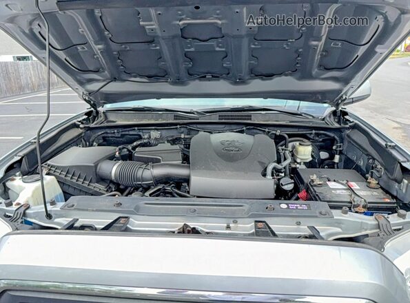 3TMCZ5AN6GM017063 2016 TOYOTA TACOMA Silver წინა პანელის ხედი
