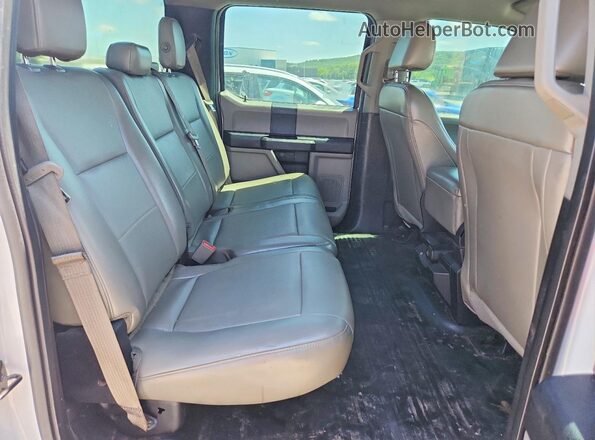 1FTEW1CP9JKC22142 2018 FORD F150 White Սալոնի հետևի տեսք