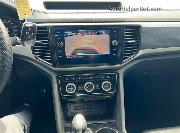 1V2SE2CA4NC202905 2022 VOLKSWAGEN ATLAS White Vista de los asientos traseros