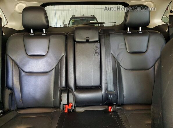 2FMPK4K91JBC22554 2018 FORD EDGE Silver Rear interior view