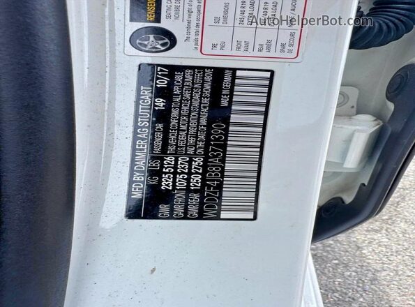 WDDZF4JB8JA371390 2018 MERCEDES-BENZ E White Vista de los asientos traseros