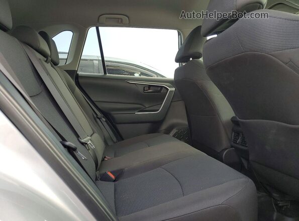 2T3F1RFV9RW479820 2024 TOYOTA RAV4 Silver 